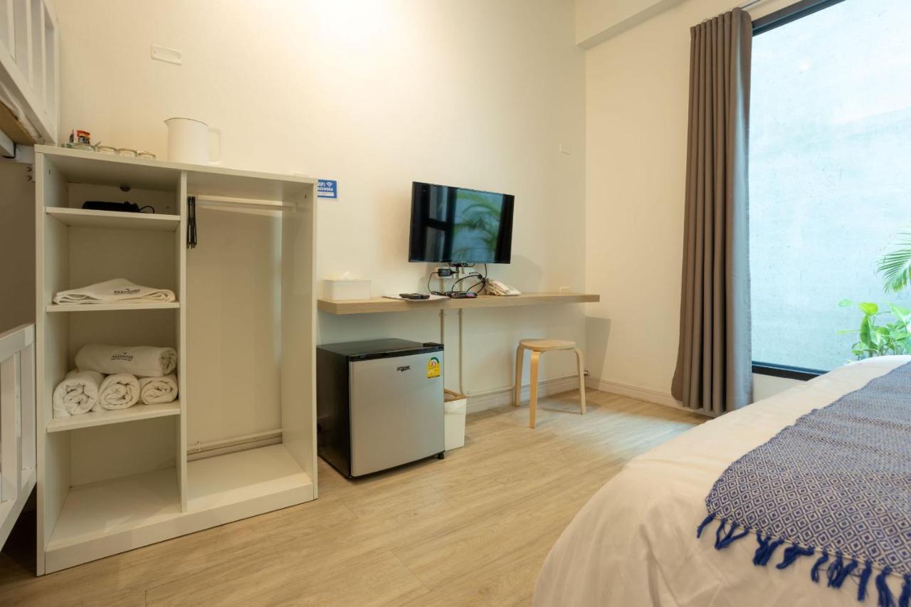 Pakchong Center Poshtel Hotel Buitenkant foto