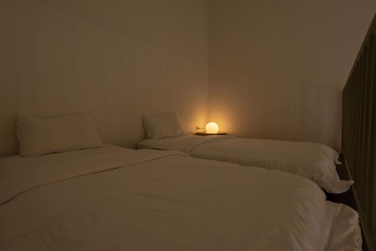 Pakchong Center Poshtel Hotel Buitenkant foto
