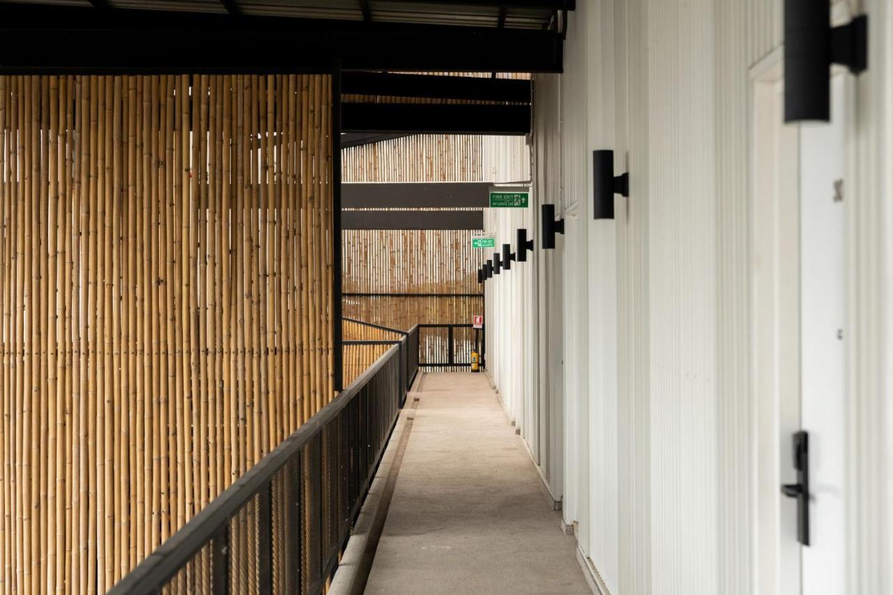 Pakchong Center Poshtel Hotel Buitenkant foto
